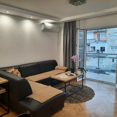 Apartamento Apartman Nk Nikšić Exterior foto