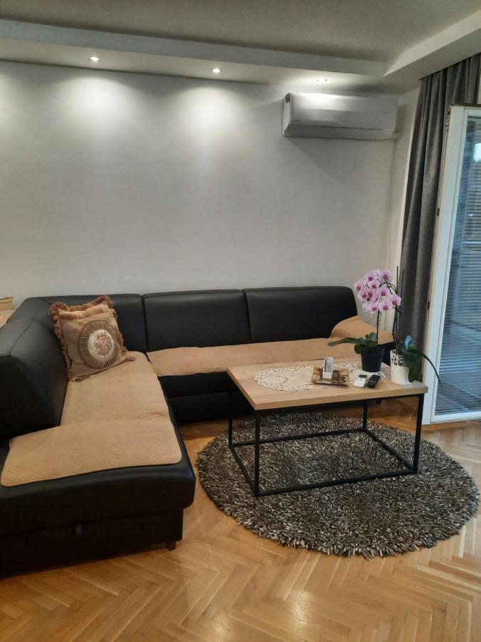 Apartamento Apartman Nk Nikšić Exterior foto